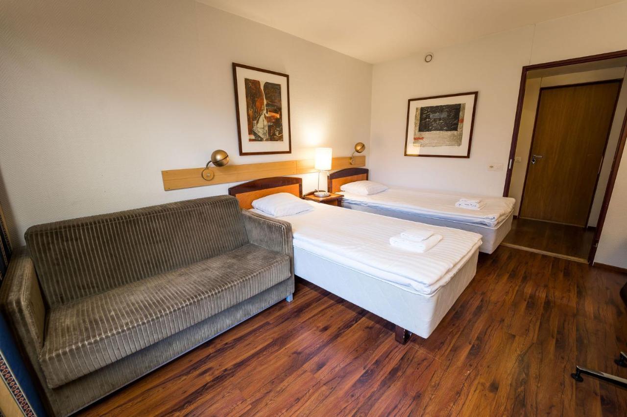 Budget Hotel 拉赫 外观 照片