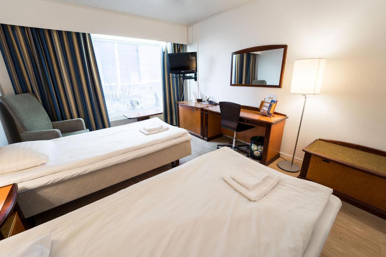 Budget Hotel 拉赫 外观 照片