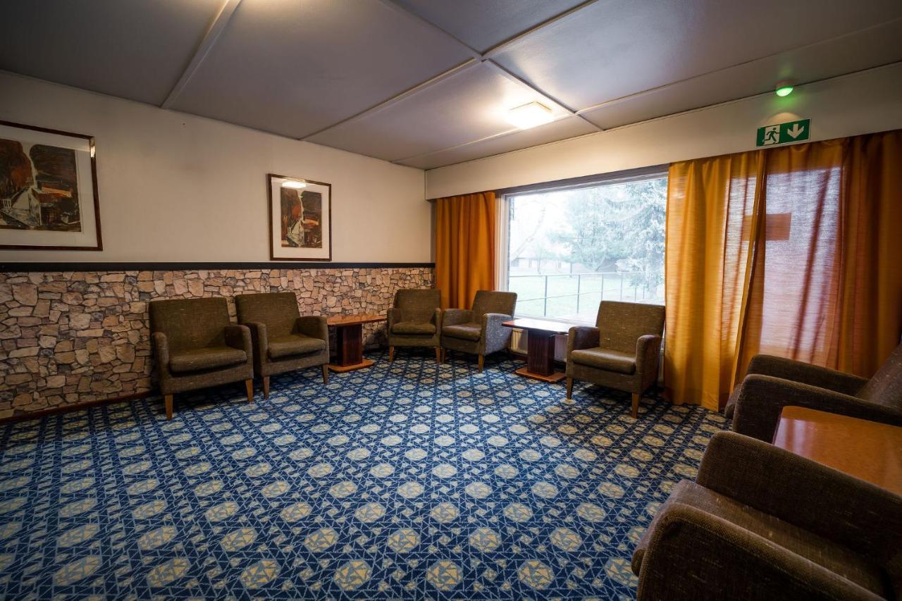 Budget Hotel 拉赫 外观 照片