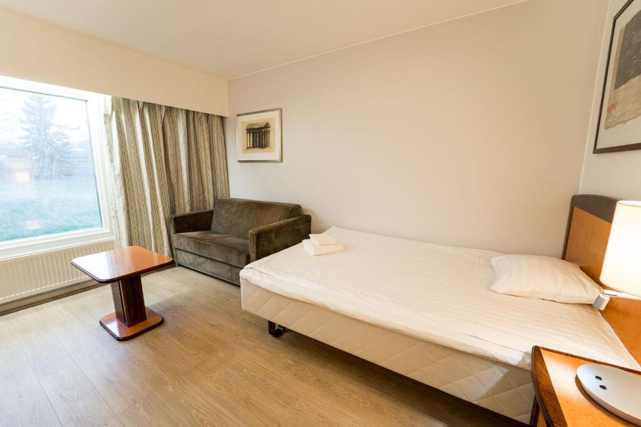 Budget Hotel 拉赫 外观 照片