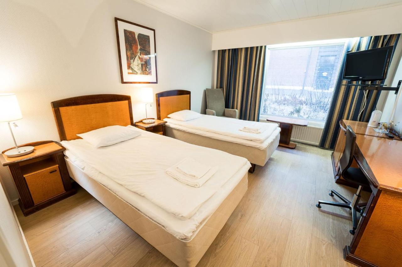 Budget Hotel 拉赫 外观 照片