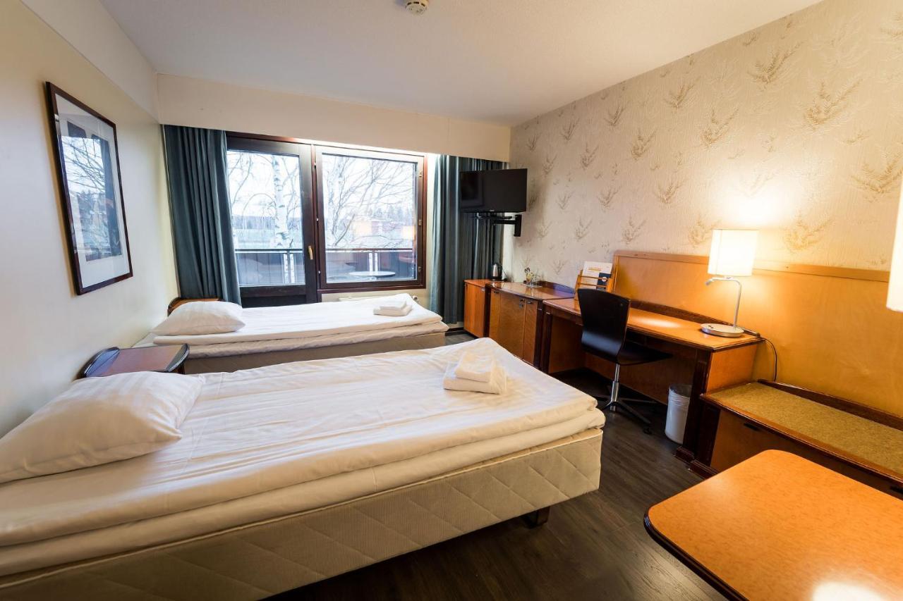 Budget Hotel 拉赫 外观 照片